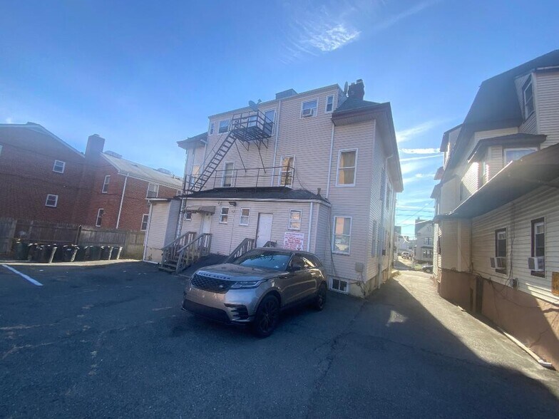 More Photos Of 225 Murray St, Elizabeth Apartments For Sale