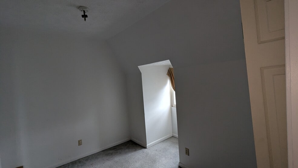 More Photos Of 315 Lowell St, Pittsburgh Apartments For Sale