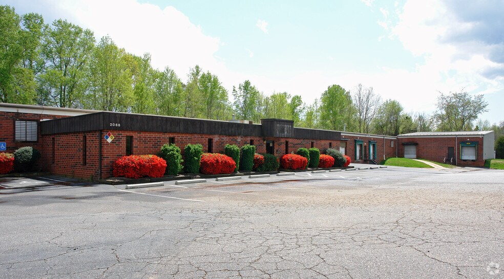 Primary Photo Of 2066 Industrial Dr, Newton Warehouse For Sale