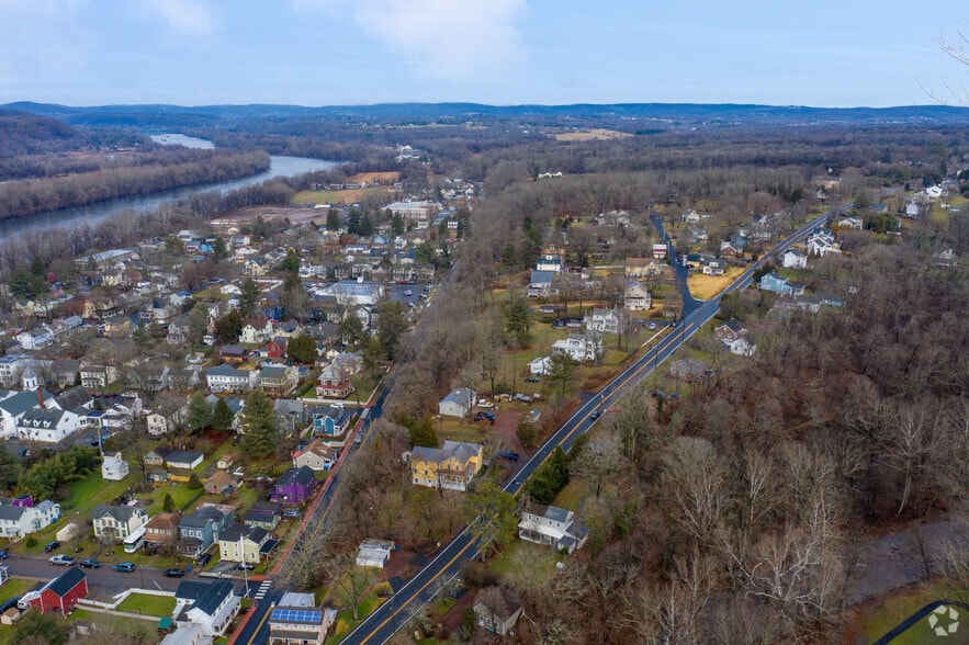 More Photos Of 31 Race St, Frenchtown Hotel For Sale