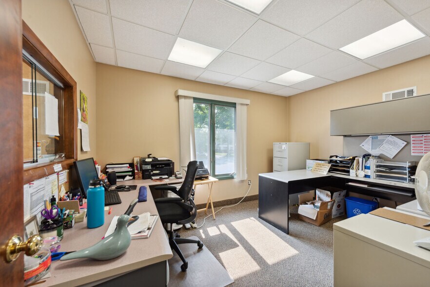 More Photos Of A2 Brier Hill Ct, East Brunswick Office For Lease