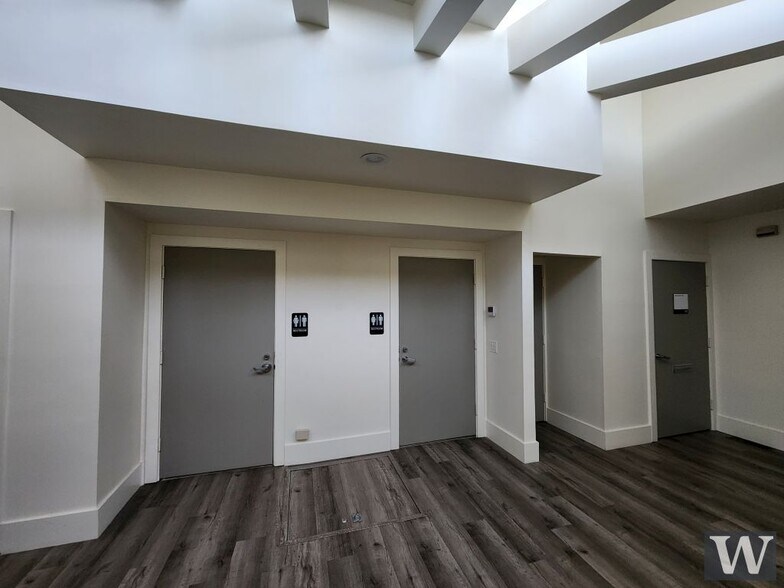 More Photos Of 1626 Westwood Blvd, Los Angeles Office For Lease