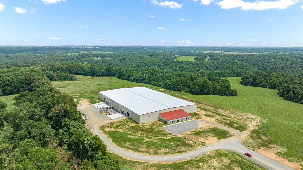 More Photos Of 55 Bagwell Blvd, Scottsville Warehouse For Lease