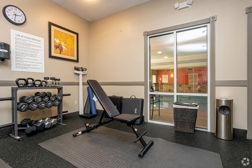 More Photos Of 372 Voters Rd, Slidell Hotel For Sale