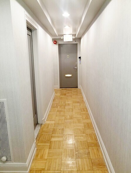 More Photos Of 13 E 37th St, New York Office Residential For Sale