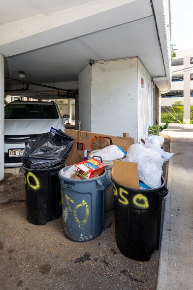 More Photos Of 250 Kapili St, Honolulu Apartments For Sale