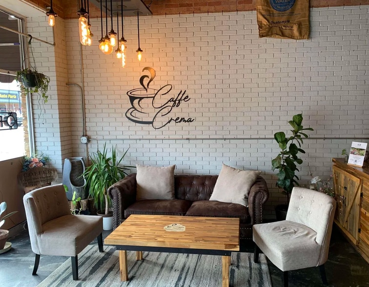 More Photos Of 111 E Main St, Atlanta Restaurant For Sale