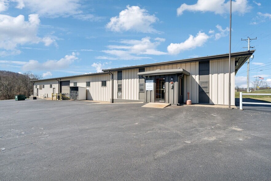 More Photos Of 263 Armbrust Road rd, Greensburg Warehouse For Sale