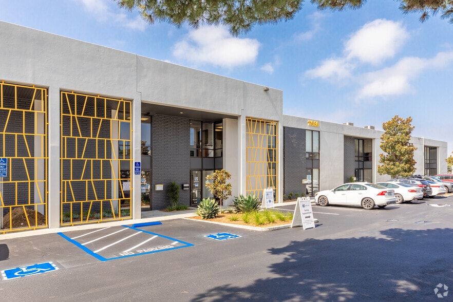 More Photos Of 11555 Sorrento Valley Rd, San Diego Unknown For Lease