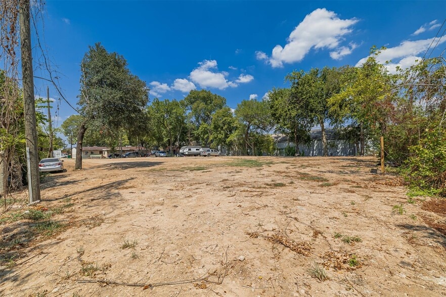 More Photos Of 6209 Skyline Dr, Houston Land For Sale