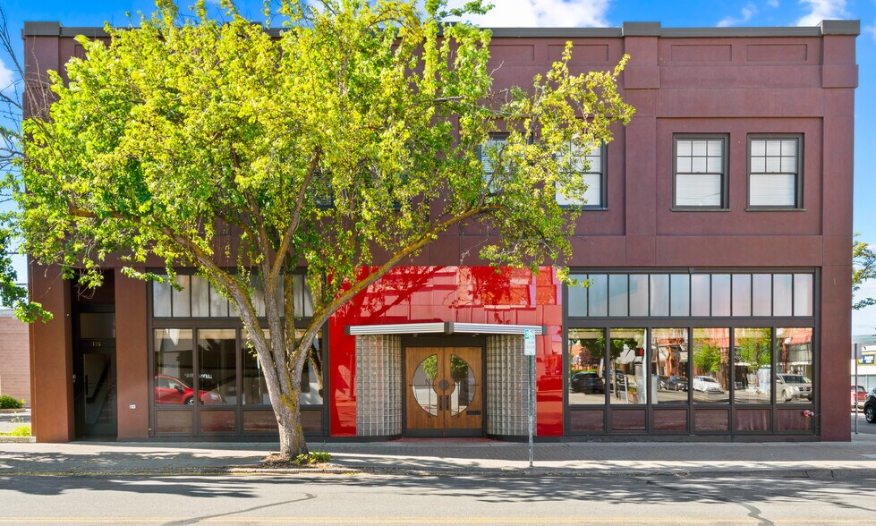 More Photos Of 103-116 W 3rd Ave, Ellensburg Restaurant For Lease