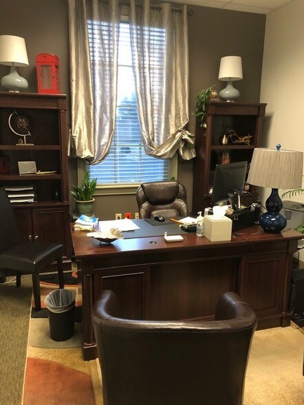 More Photos Of 1637 Athens Hwy, Grayson Office For Sale