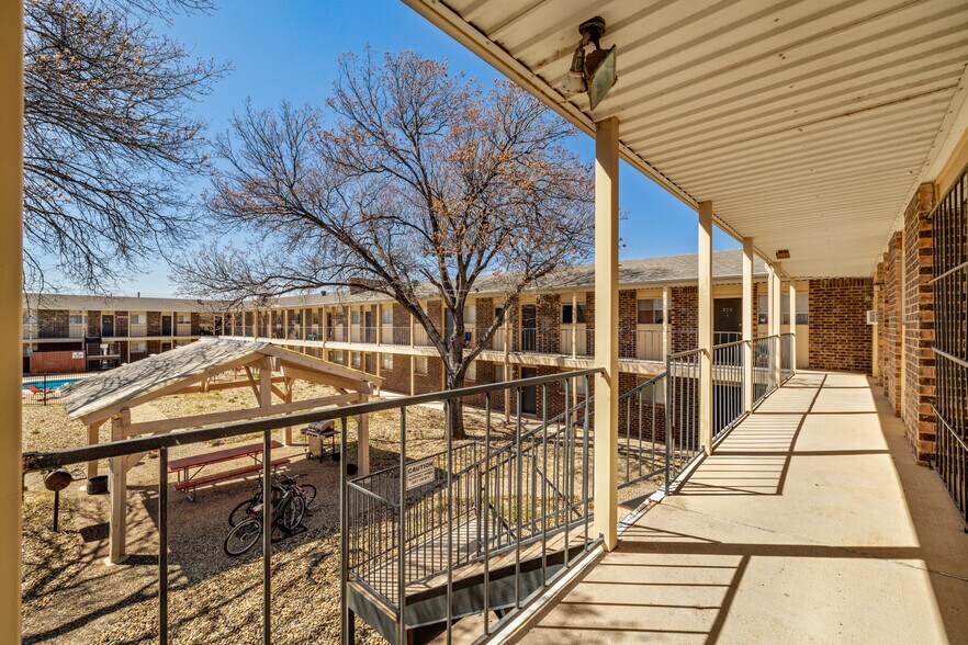 More Photos Of 4401 Southwest Blvd, San Angelo Apartments For Sale