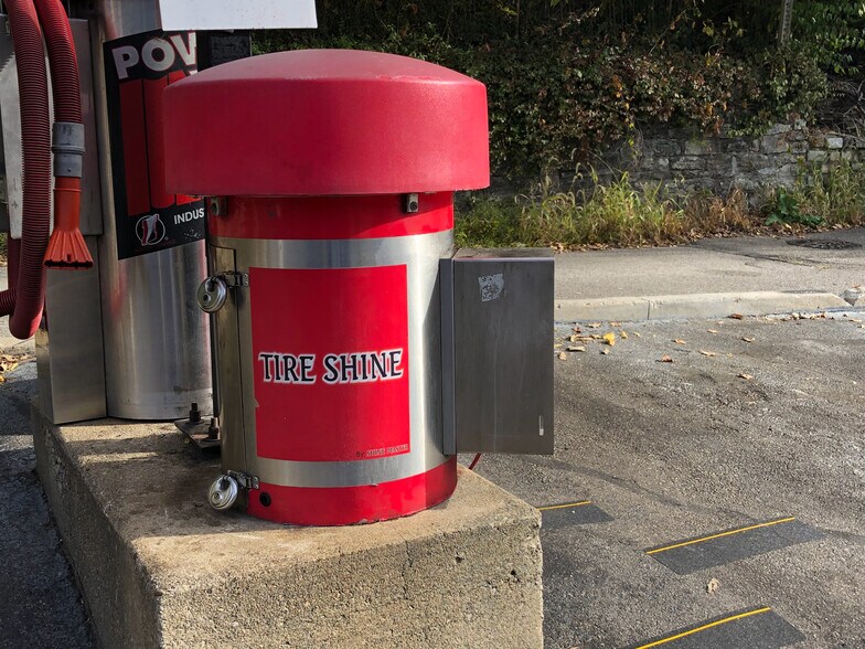 More Photos Of 1886 Queen City Ave, Cincinnati Carwash For Sale