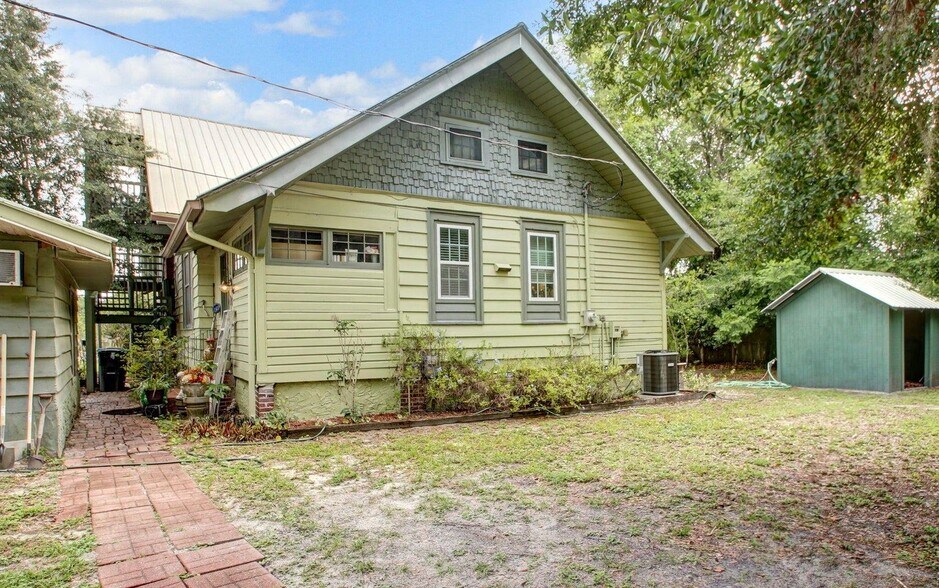 More Photos Of 211 S US Highway 17, East Palatka Apartments For Sale