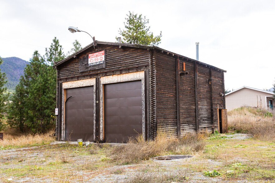 More Photos Of 2213 Main St E, Thompson Falls Land For Sale