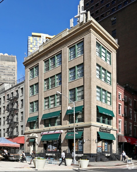 Primary Photo Of 40 Water St, New York Office Residential For Lease