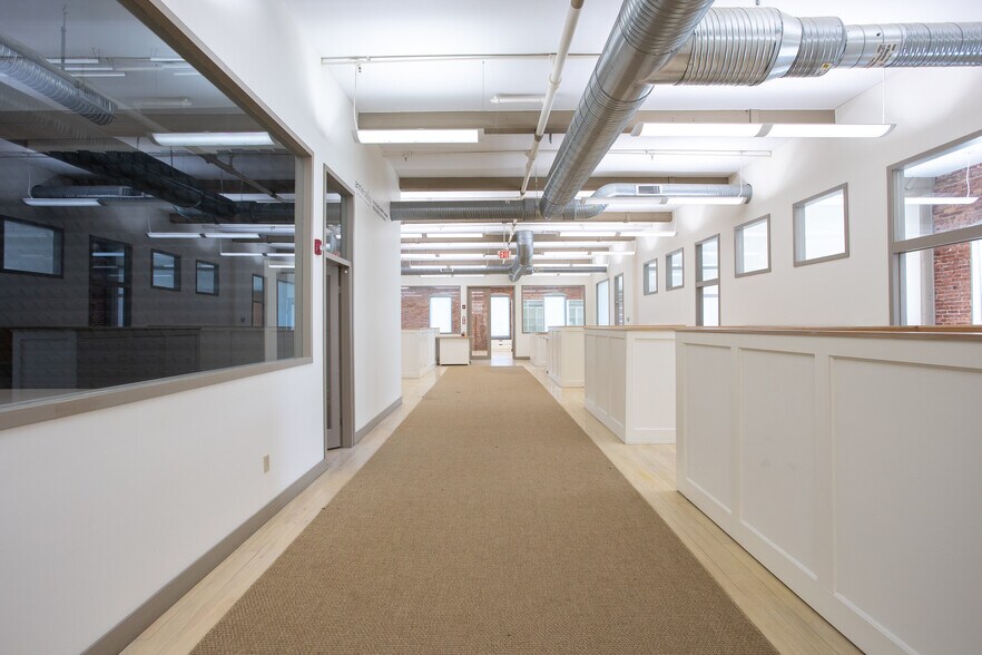 More Photos Of 125 Pecks Rd, Pittsfield Warehouse For Sale