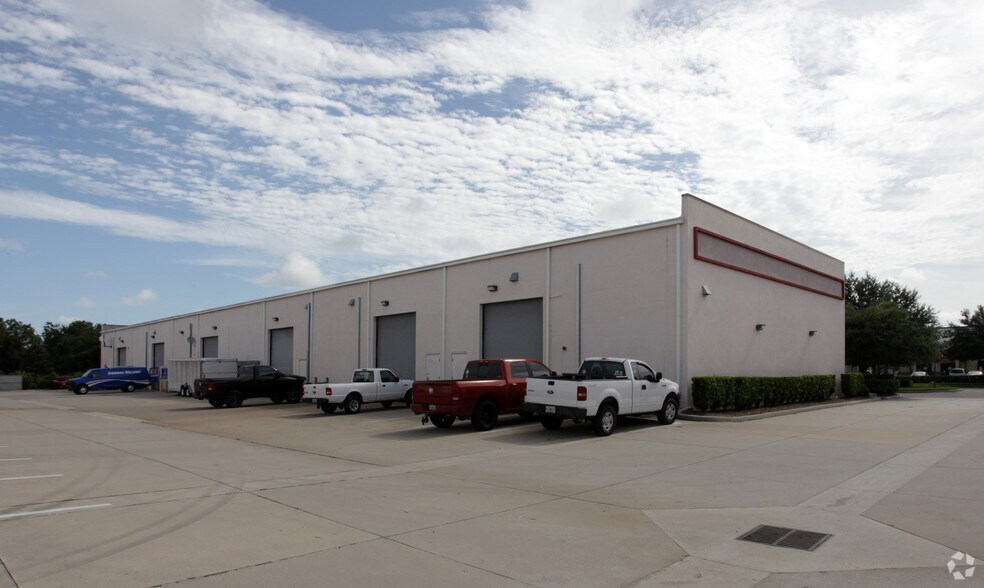 More Photos Of 10520 Portal Crossing, Bradenton Light Distribution For Sale