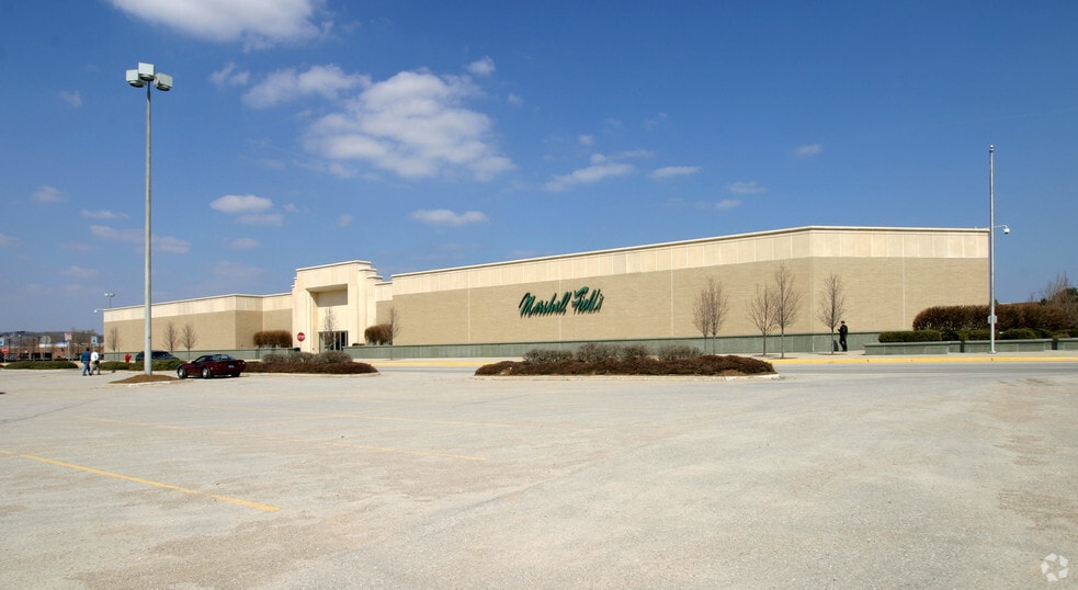 More Photos Of 3200 S Airport Rd W, Traverse City Storefront For Lease