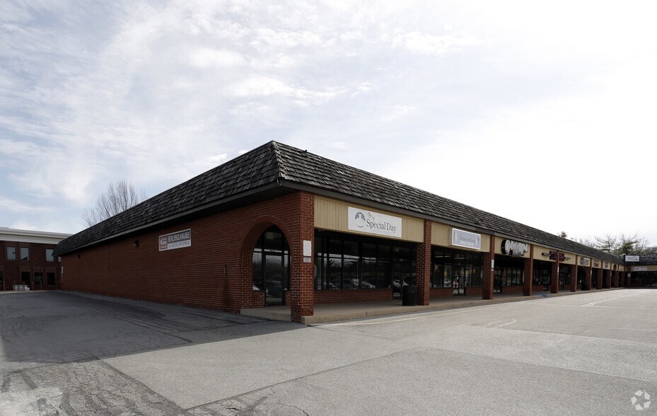 Primary Photo Of 2500-2598 Eastern Blvd, York Storefront For Lease