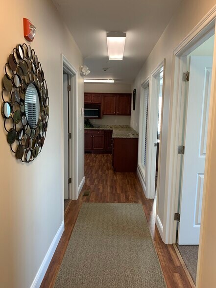 More Photos Of 22 BRADY DR, Hudson Office For Lease