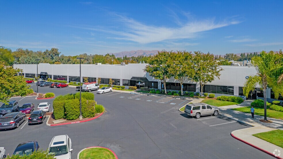 More Photos Of 2040-2060 Corporate Ct, San Jose Research And Development For Lease