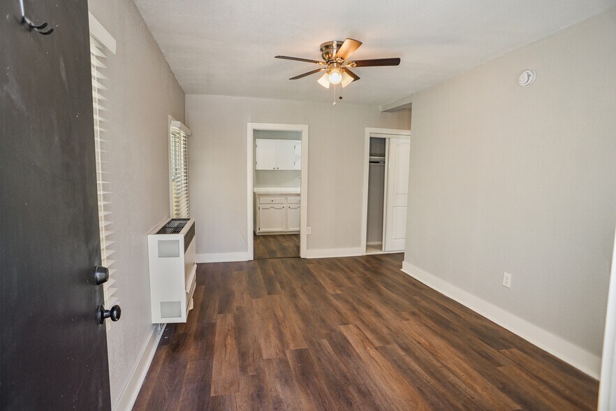 More Photos Of 5724-5726 La Mirada Ave, Los Angeles Apartments For Sale