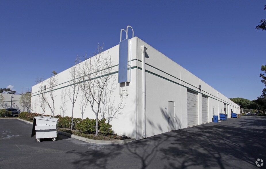 More Photos Of 30069-30083 Ahern Ave, Union City Unknown For Lease