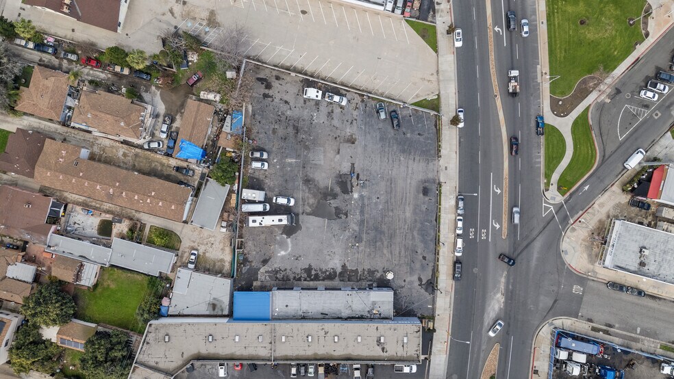 More Photos Of 9533 Atlantic Blvd, South Gate Auto Repair For Sale