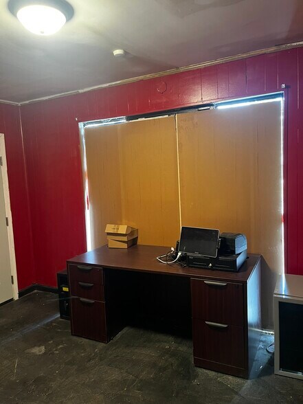 More Photos Of 4275 Camden Hwy, Dalzell Restaurant For Sale