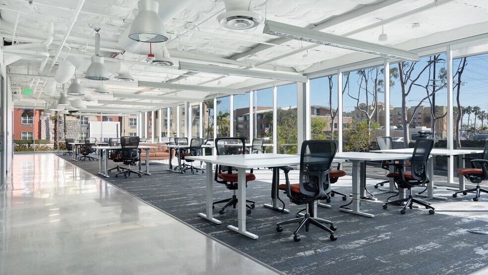 More Photos Of 1888 Rosecrans Ave, Manhattan Beach Office For Lease