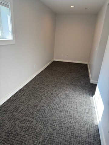 More Photos Of 886 Columbia St, Hudson Medical For Lease