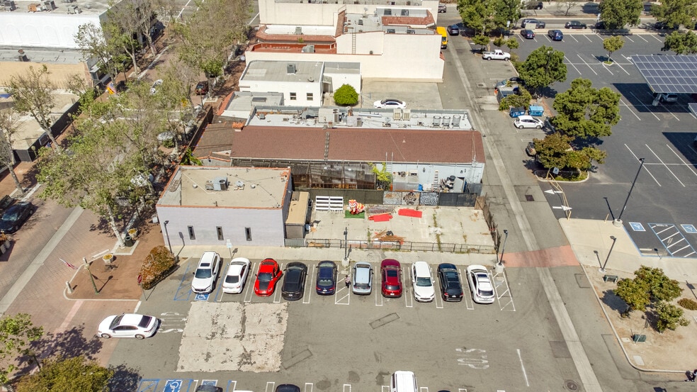 More Photos Of 12908 Main St, Garden Grove Freestanding For Sale