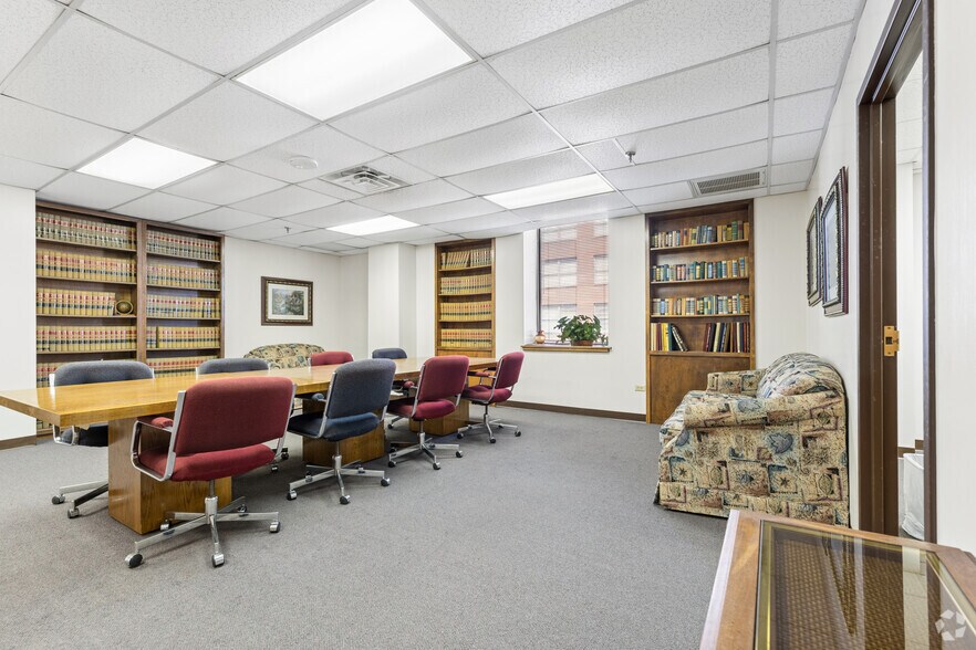 More Photos Of 800 Indiana Ave, Wichita Falls Unknown For Sale