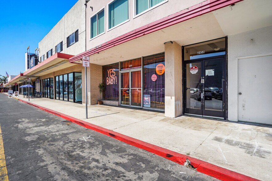 More Photos Of 6450 Bellingham Ave, North Hollywood Storefront Retail Office For Lease