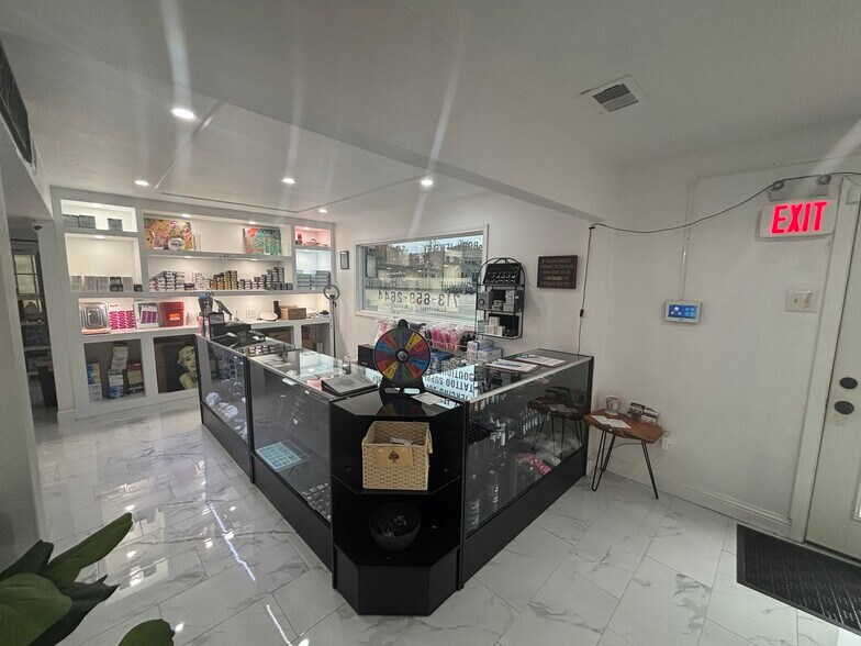 More Photos Of 4905-4907 E Nasa Pky, Seabrook Office For Sale