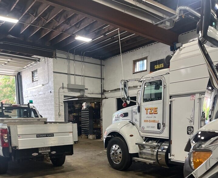 More Photos Of 16 Moreland St, Somerville Service For Sale