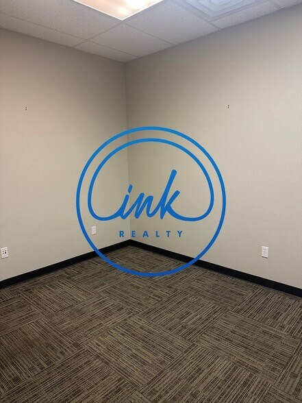 More Photos Of 1667 Lucerne St, Minden Office For Lease