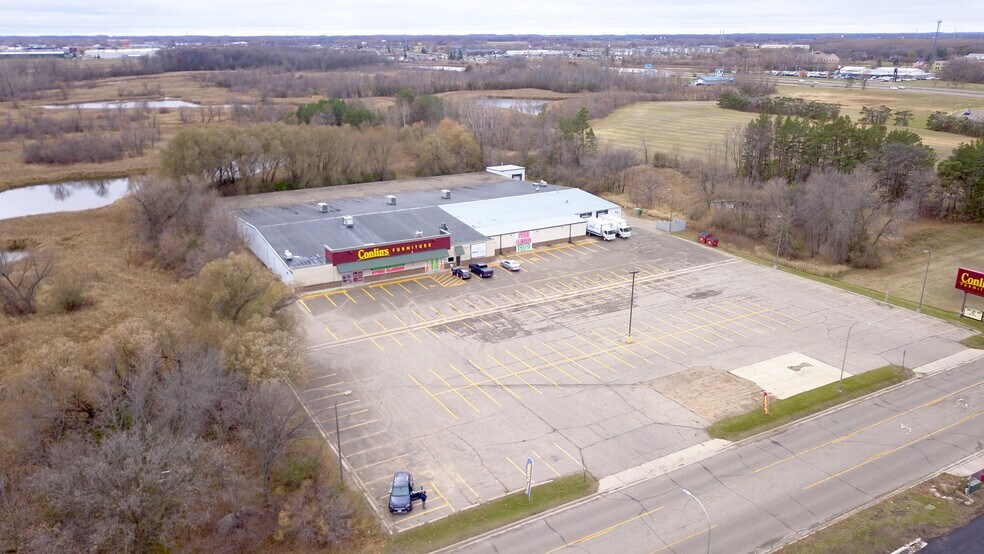 More Photos Of 310 34th Ave W, Alexandria Freestanding For Sale