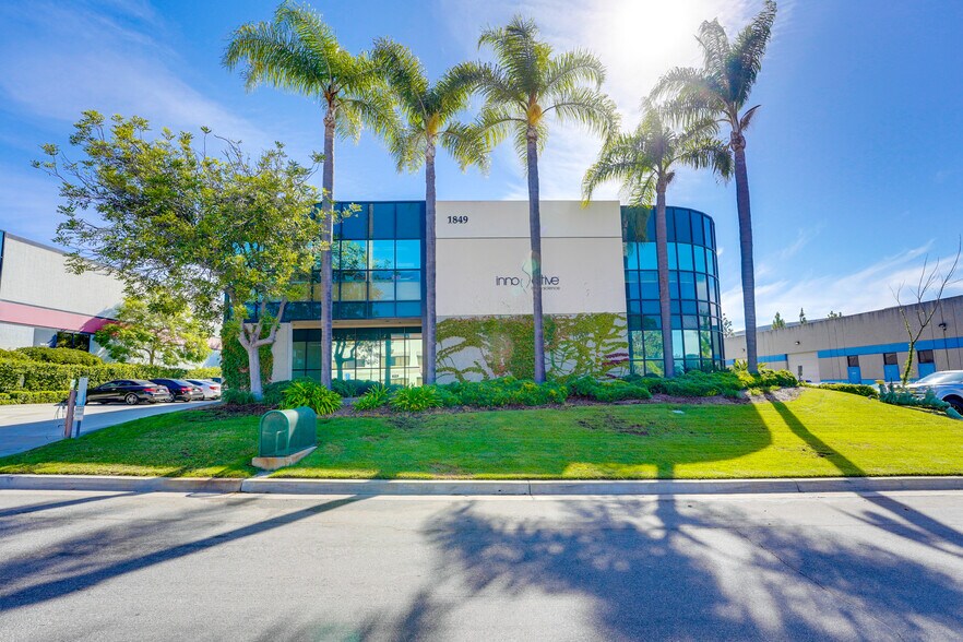 Primary Photo Of 1849 Diamond St, San Marcos Warehouse For Lease