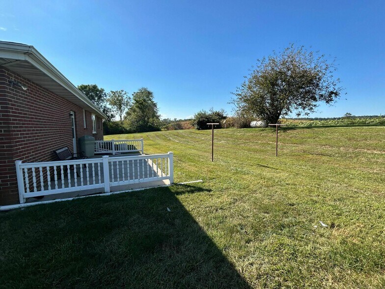 Primary Photo Of 4131 W Lincoln Hwy, Parkesburg Office For Lease