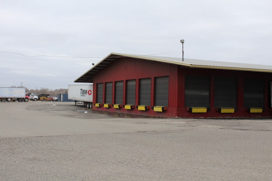 Primary Photo Of 4175 Central St, Detroit Truck Terminal For Lease