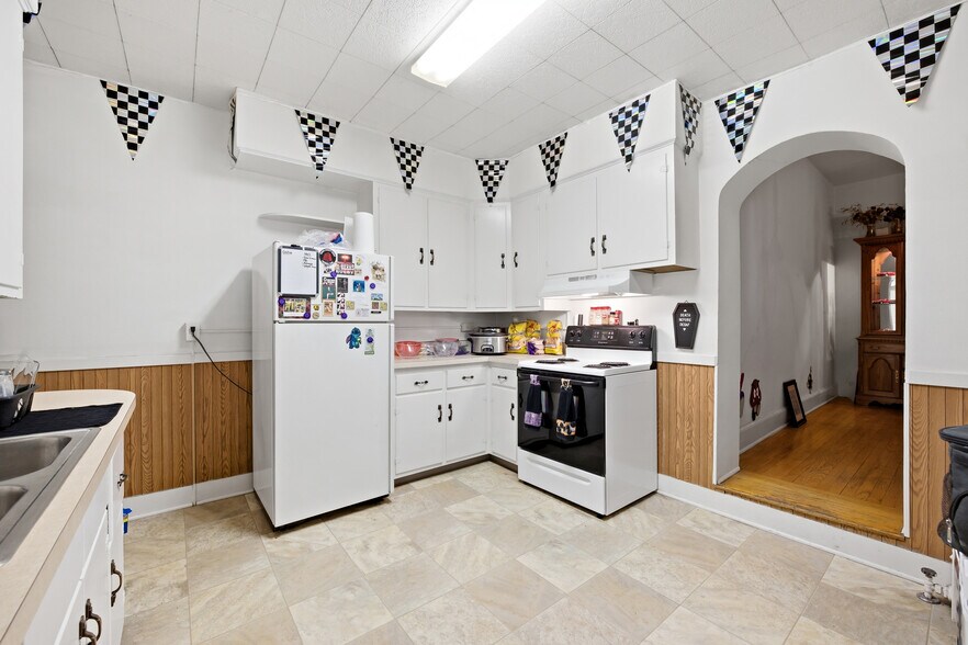 More Photos Of , Kutztown Unknown For Sale