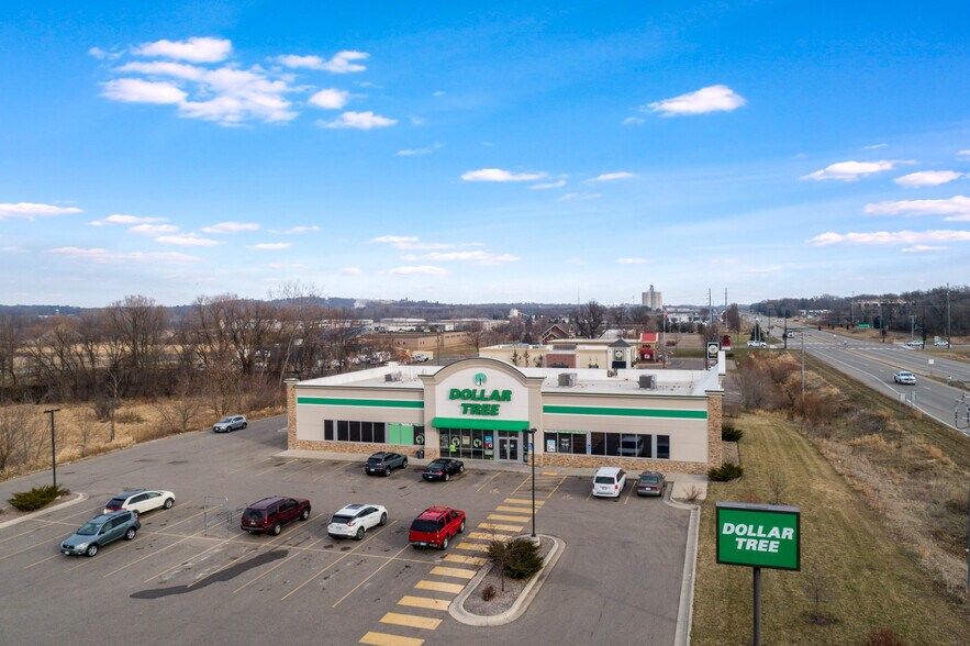 More Photos Of 2350 Bridgewater Ln, Northfield Freestanding For Sale