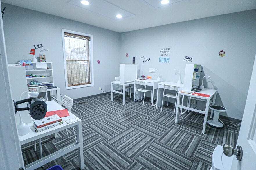 More Photos Of 4121 S Franklin St, Michigan City Office For Sale