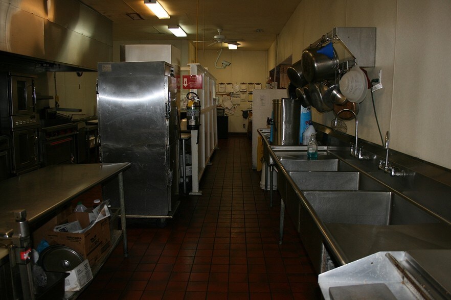 More Photos Of 202 West Blvd, Williamston Restaurant For Sale