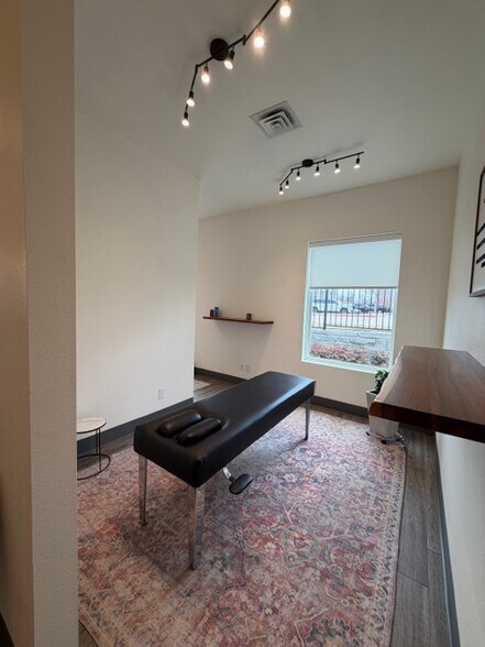 More Photos Of 120 S Preston Rd, Prosper Medical For Lease