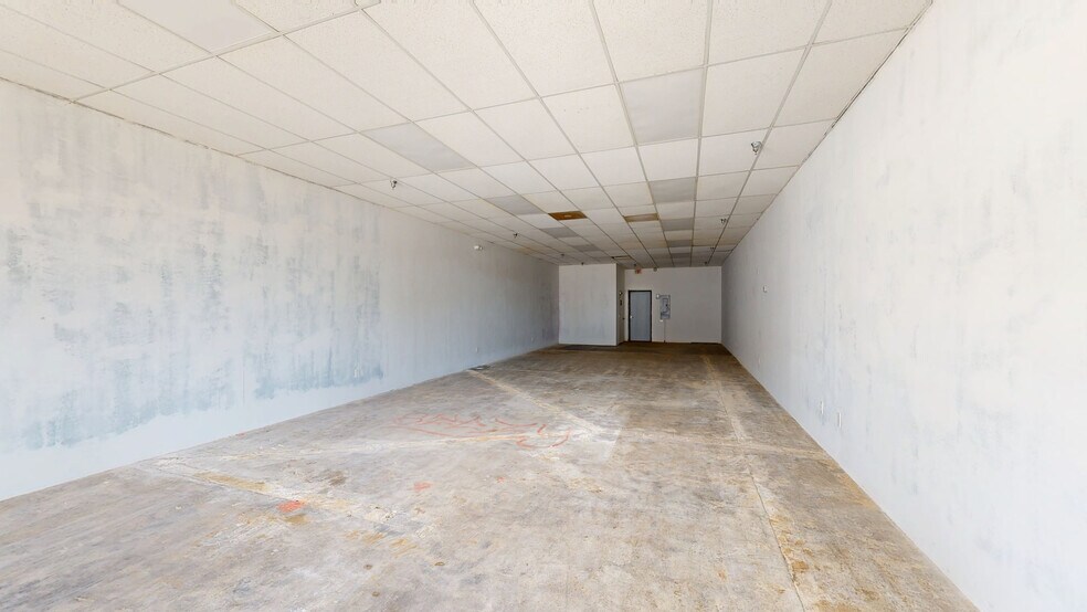Primary Photo Of 2650-2702 E University Dr, Mesa Storefront For Lease