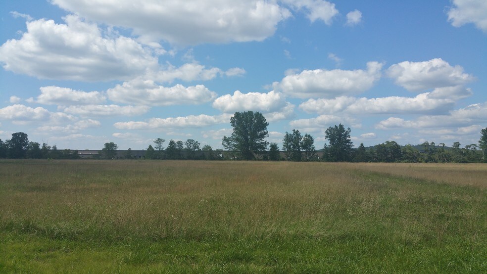 More Photos Of 279 Industrial Park Dr, Waverly Land For Sale